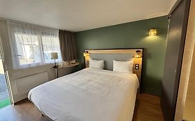 Hôtel Restaurant Campanile De Saumur